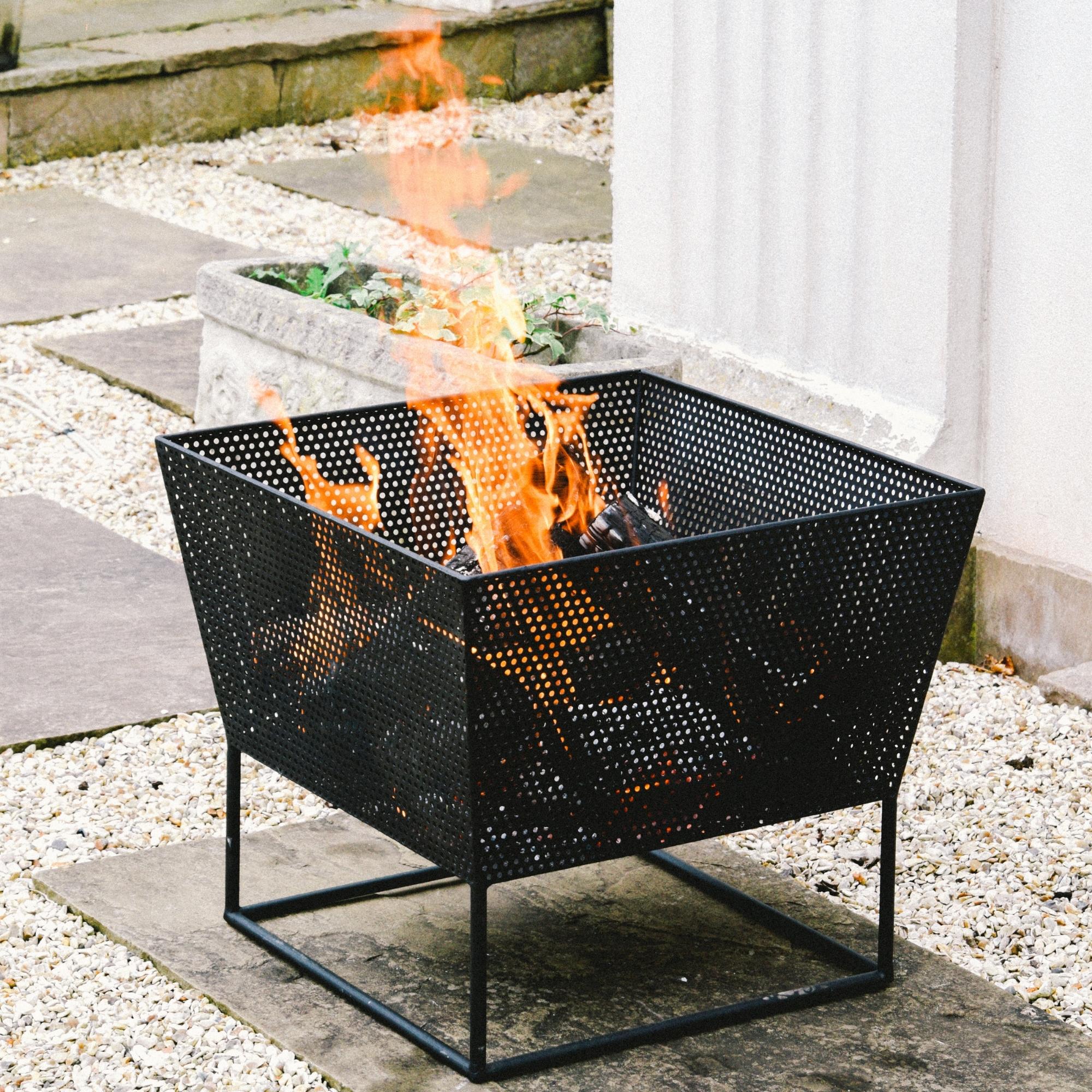 Outdoor Norfolk Fire Pit Black Iron
