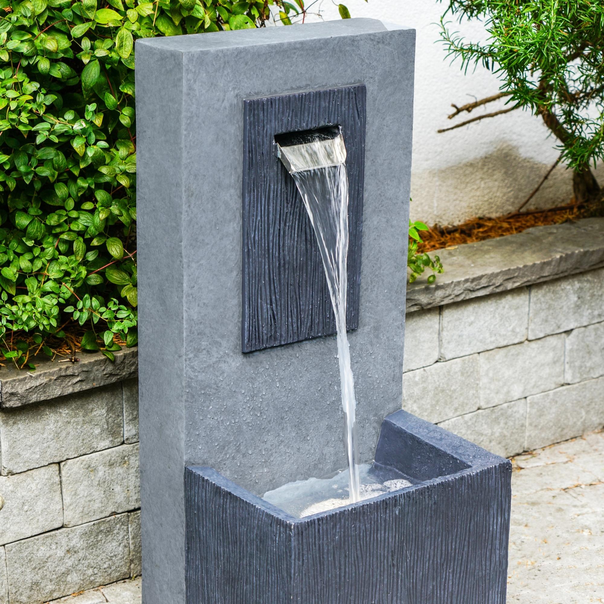 Outdoor Contemporary Water Feature Cement