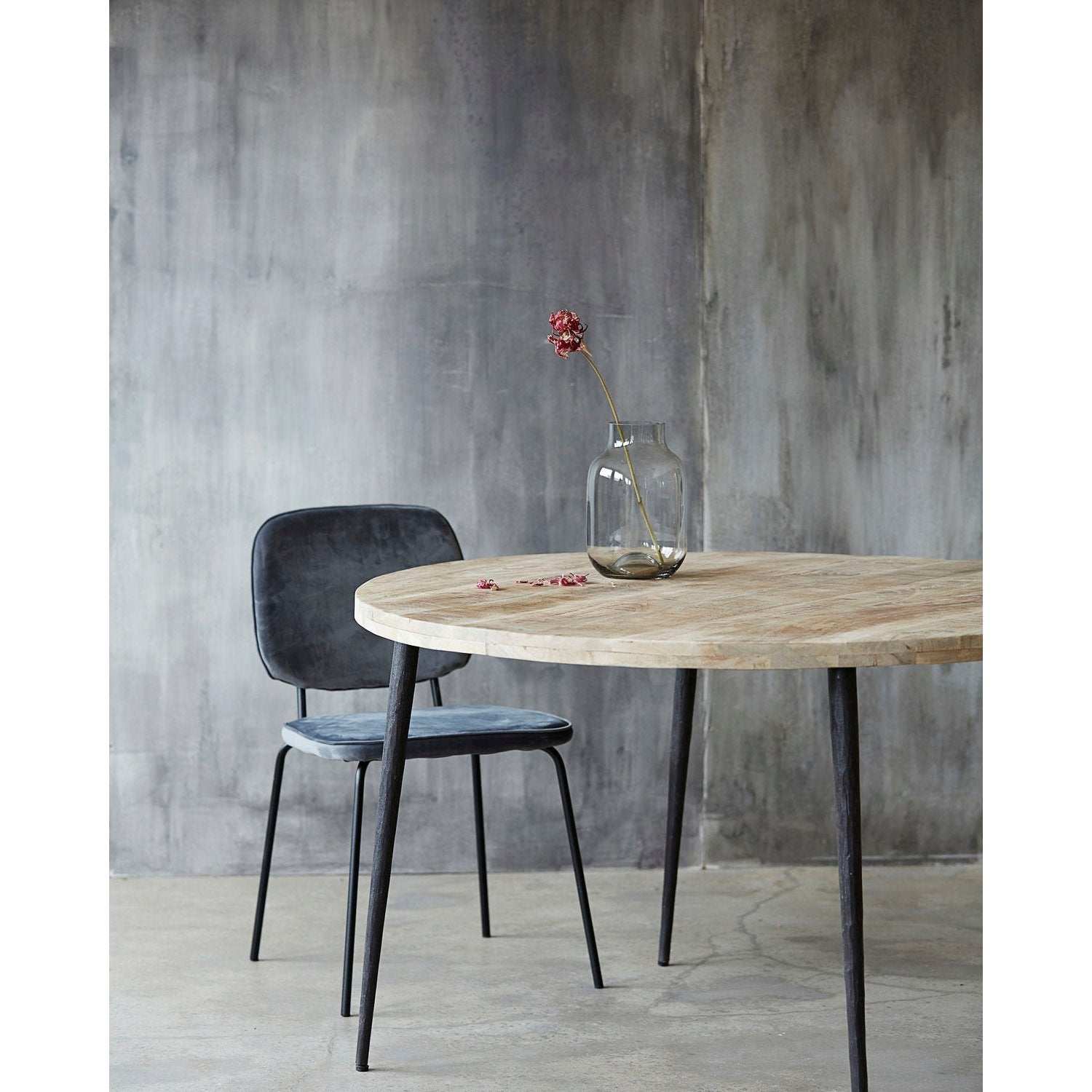 Club Dining Table, Round