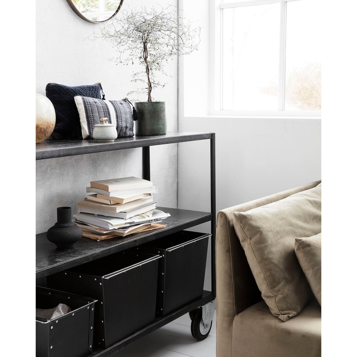 Small Shelving Unit with 4 Wheels, Black