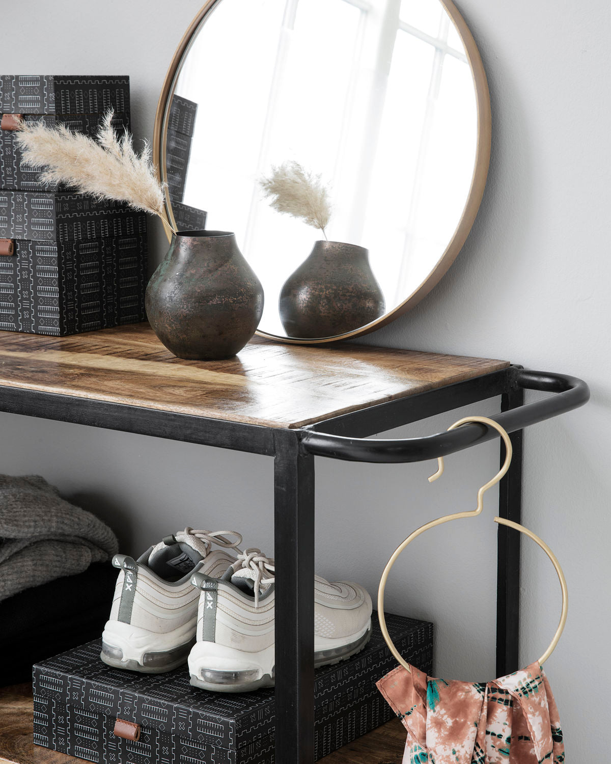 Small Shelving Unit with 4 Wheels, Black/Wood