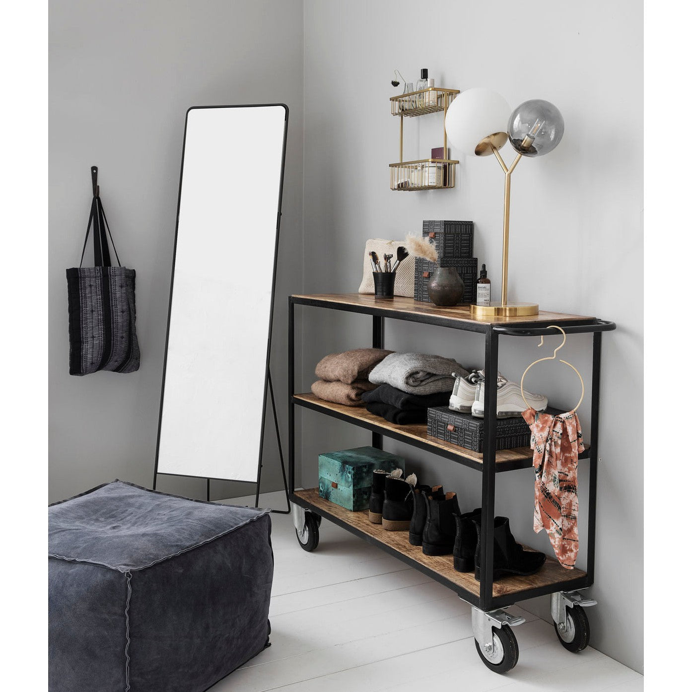 Small Shelving Unit with 4 Wheels, Black/Wood