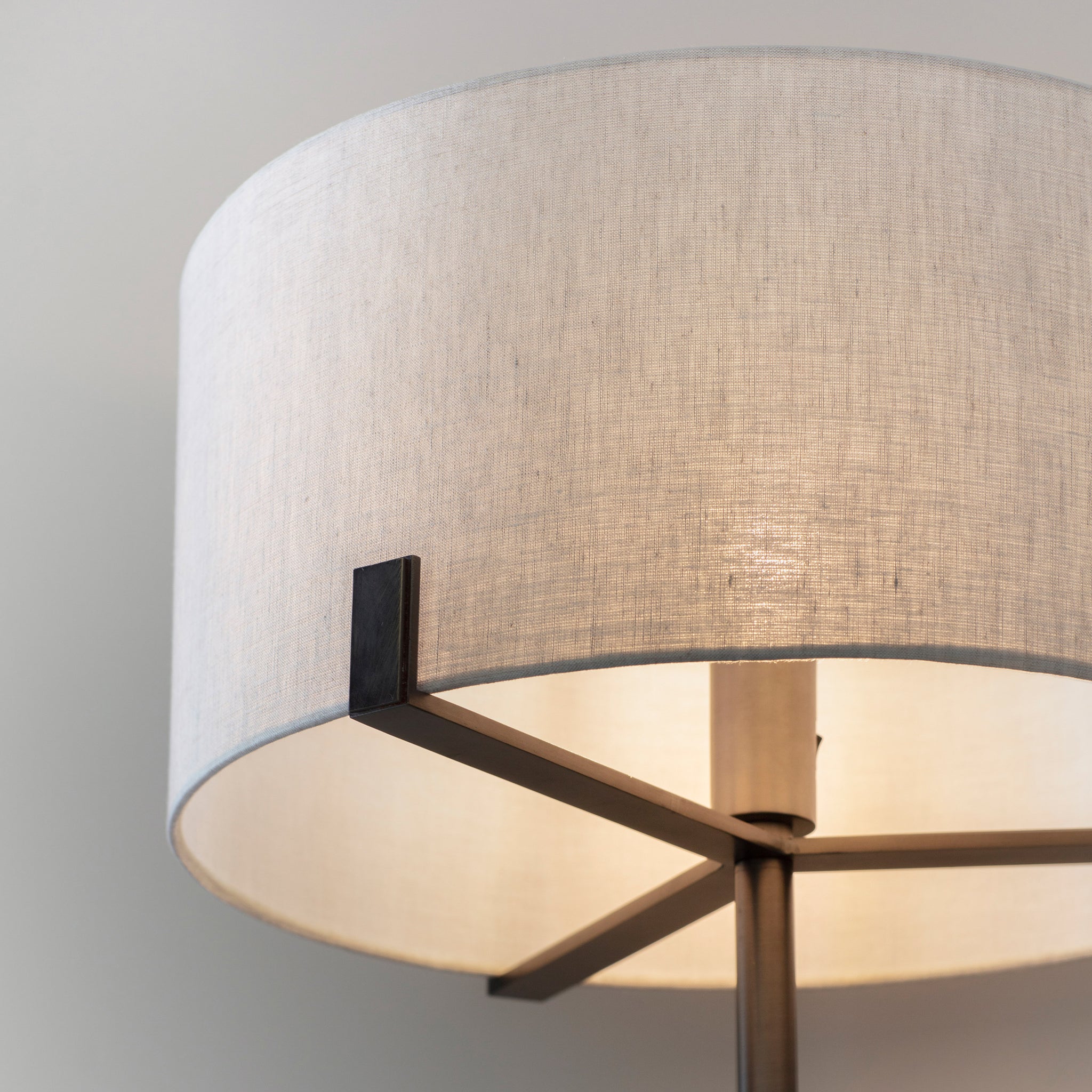 Hayworth Floor Lamp Bronze/Natural