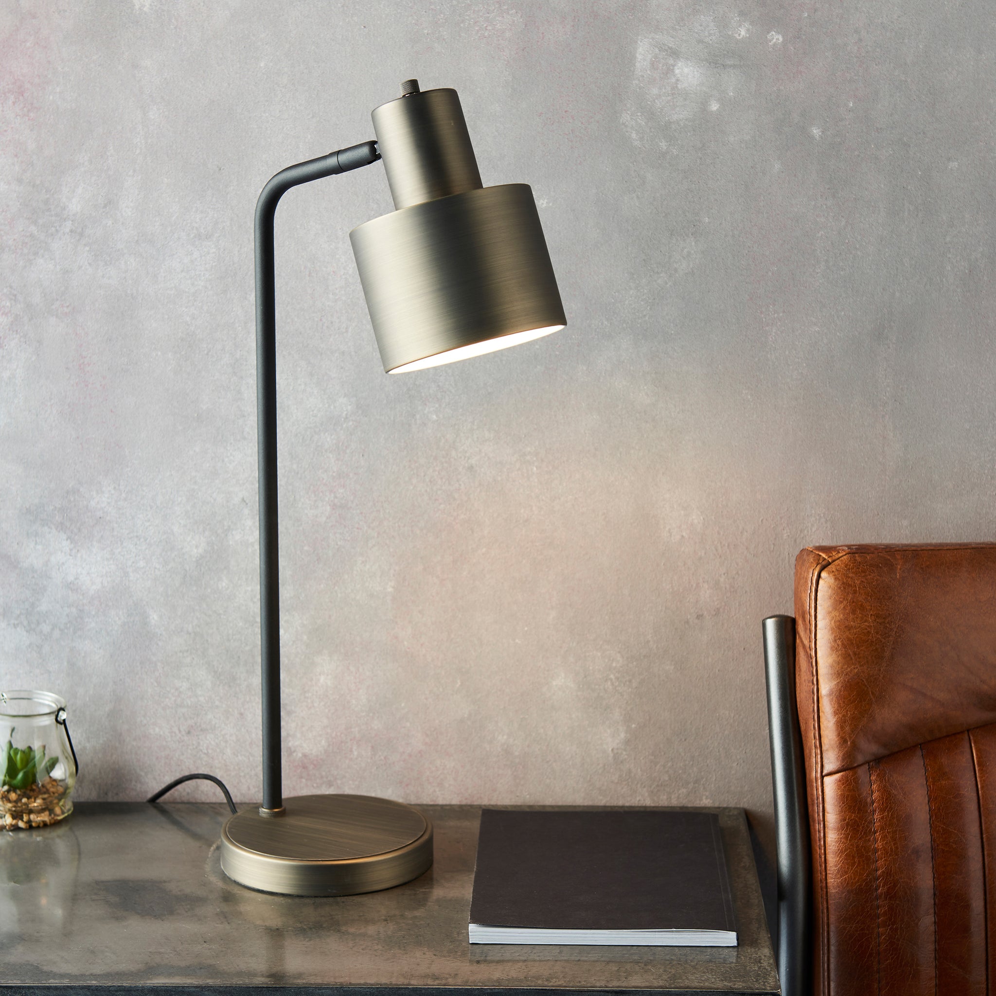 Mayweather Table Lamp Dark Bronze/Black
