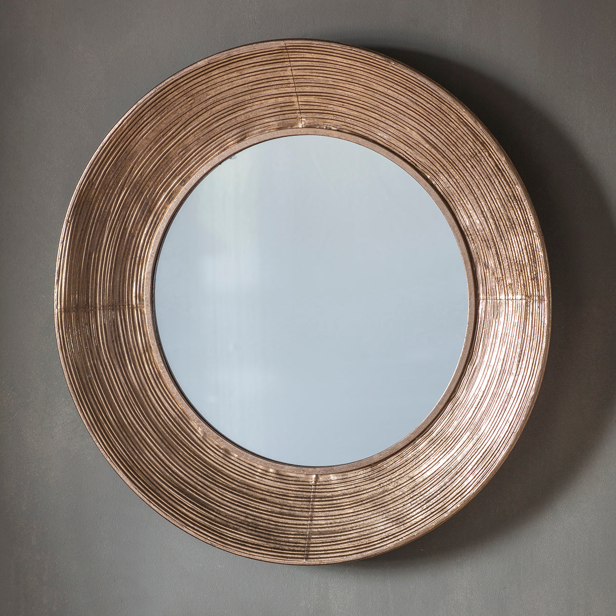 Knowles Mirror Round