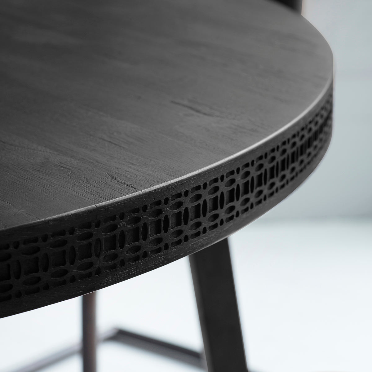 Soho Boutique Round Dining Table