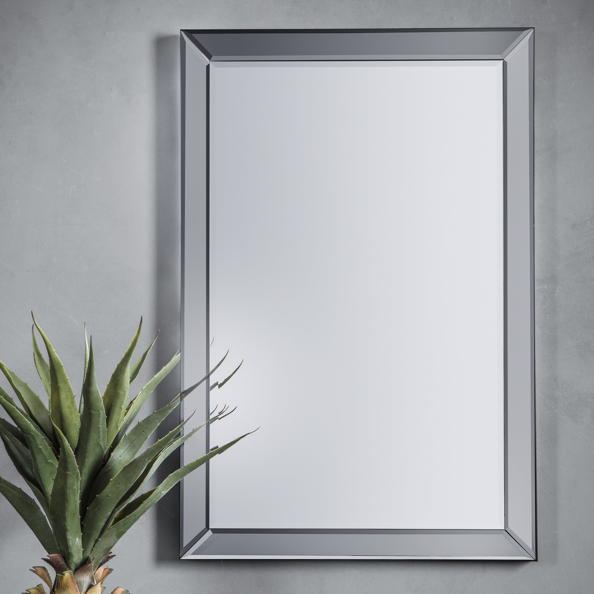Luca Rectangle Euro Grey