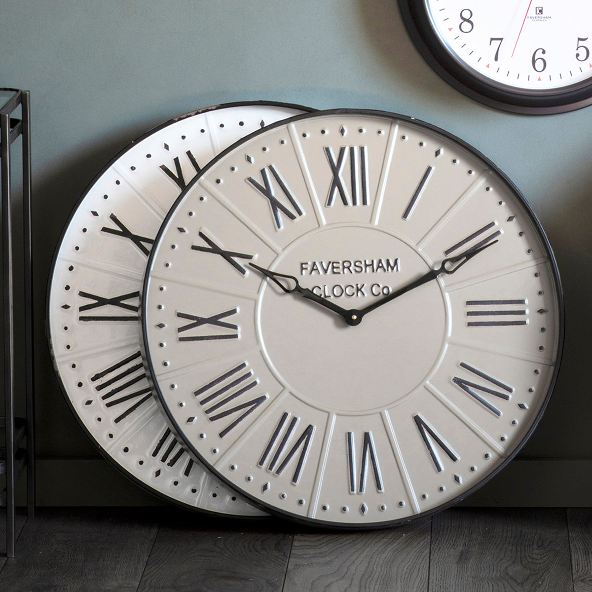 Burns Clock Mirage Grey