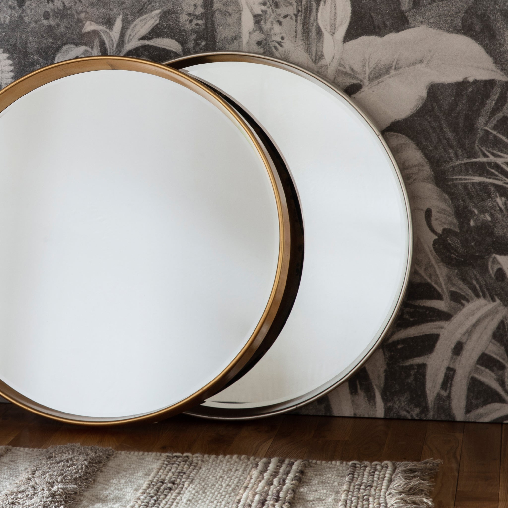 Harry Round Mirror Silver