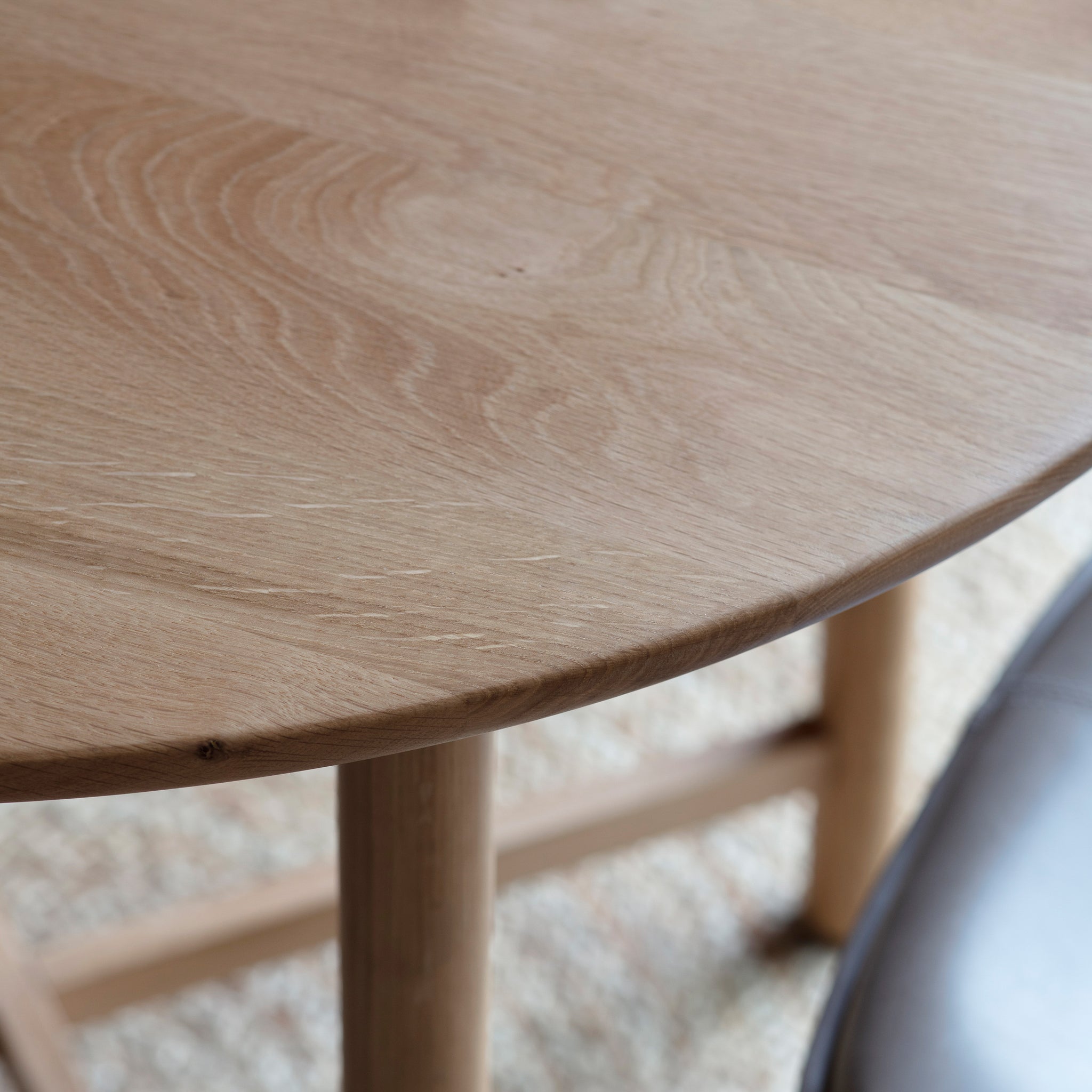 Kings Round Dining Table Oak