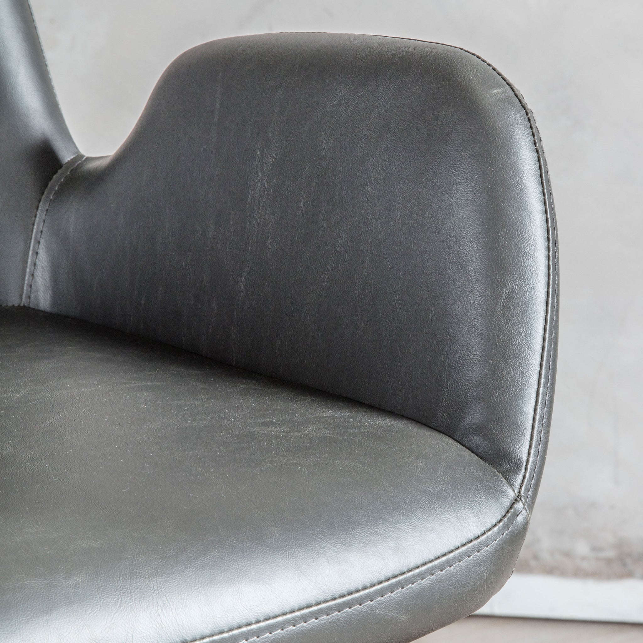 Farraday Swivel Chair Charcoal