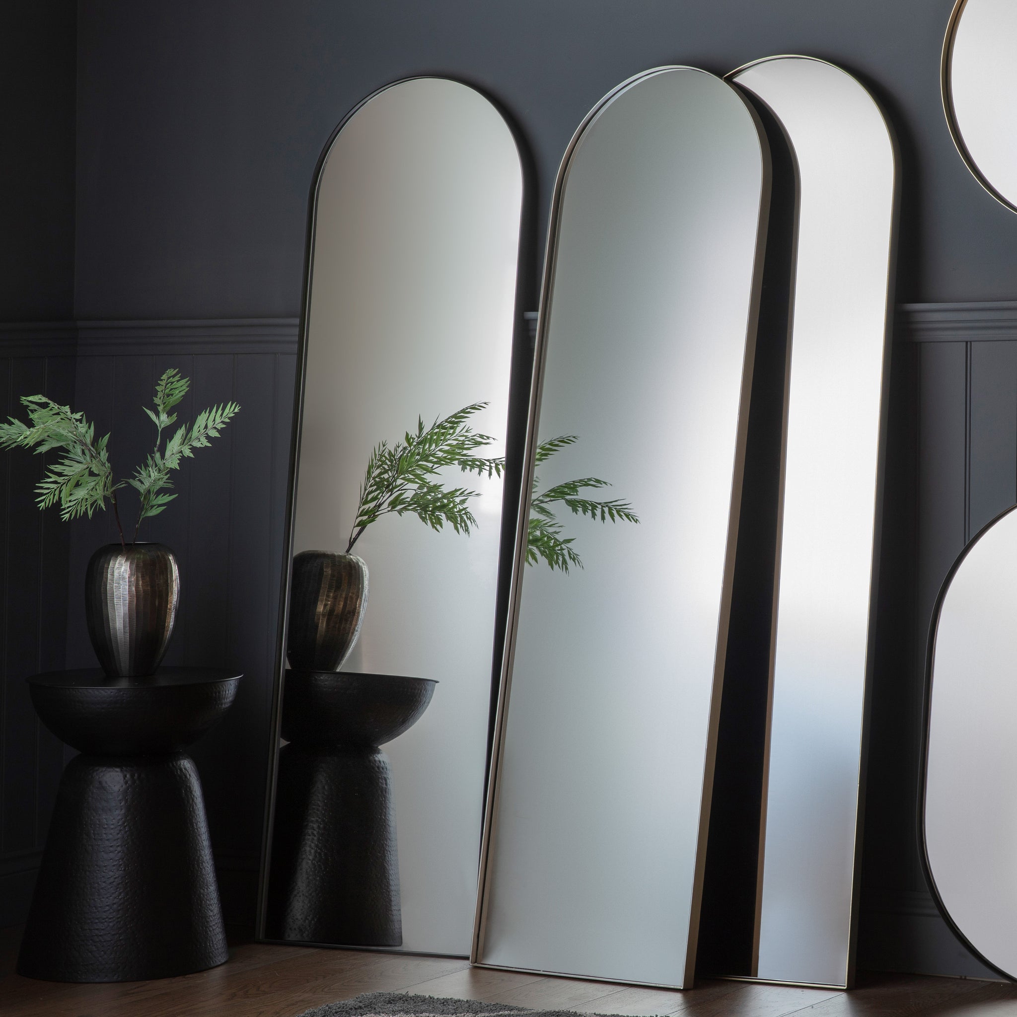 Hurst Arch Mirror Black
