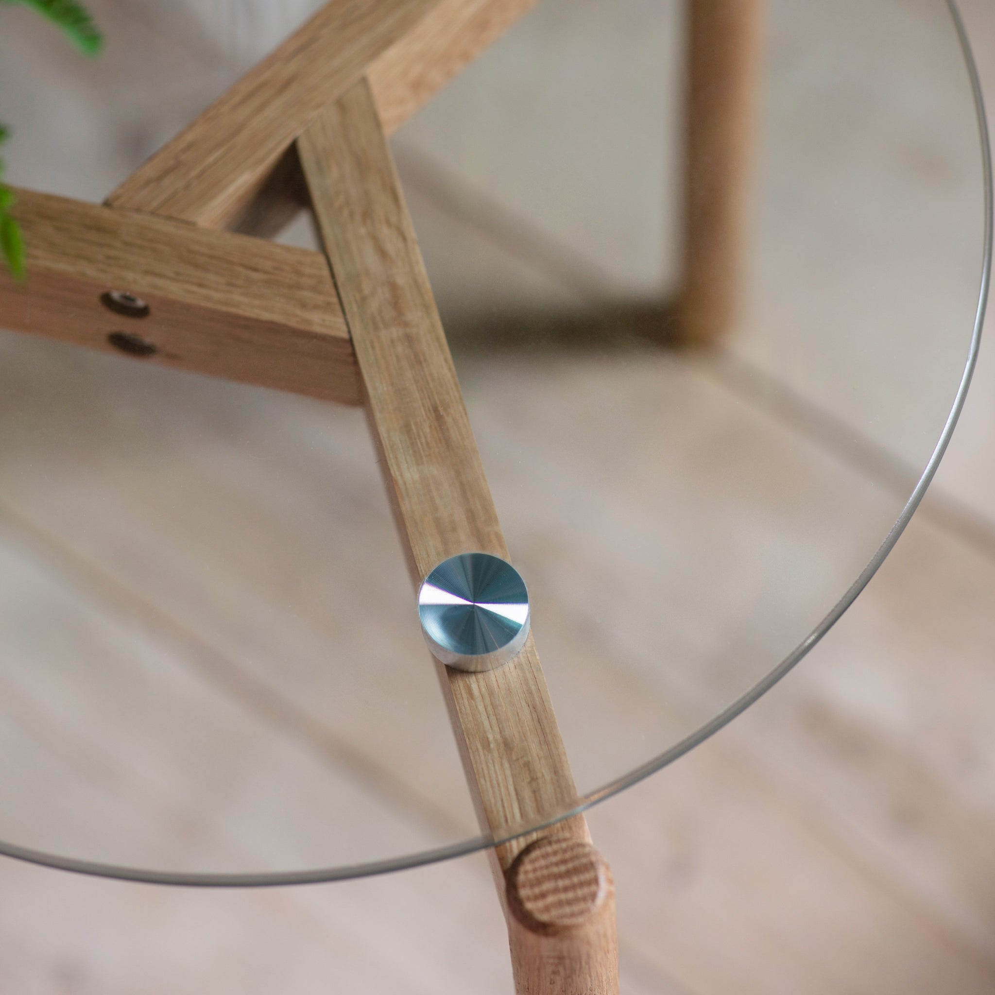 Blaine Round Side Table Oak