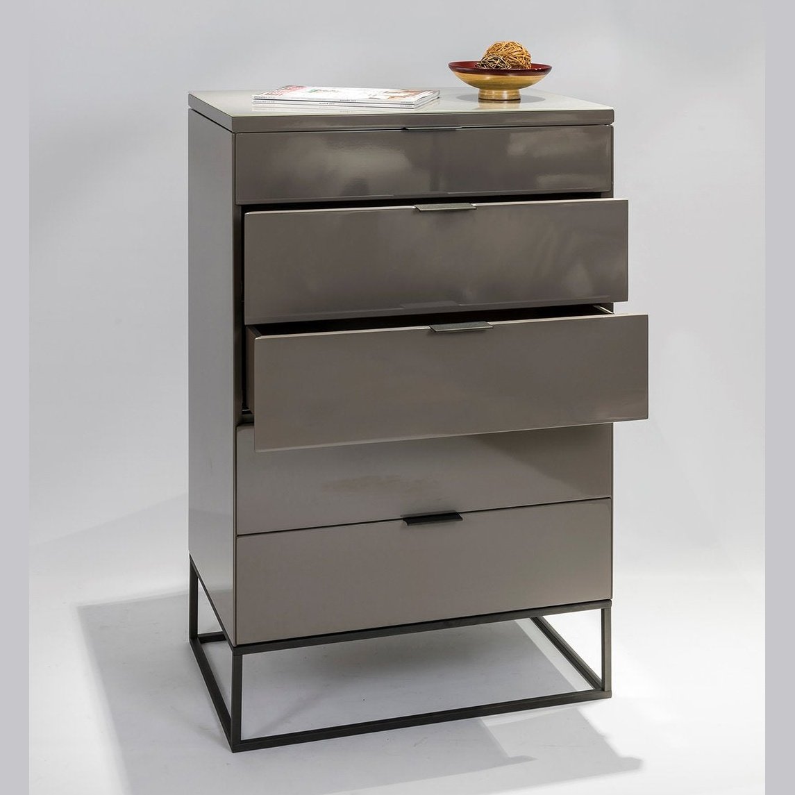 Osuna Chest of Drawers